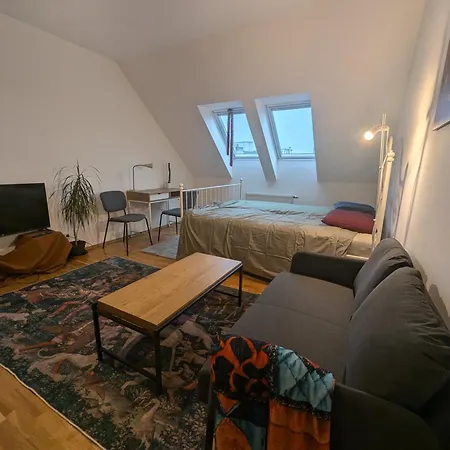 Cozy Near Center With Private Bathroom In A Shared Flat *